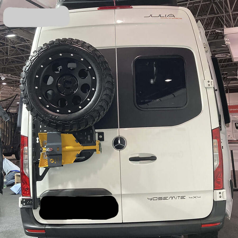 Supporto ruota posteriore Mercedes Sprinter con pneumatico montato, design robusto e regolabile.