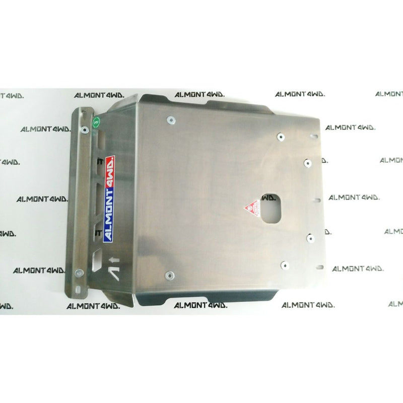 MITSUBISHI PAJERO V90-V97 2016-17 231-Piastra paramotore anteriore per radiatore/motore/sterzo