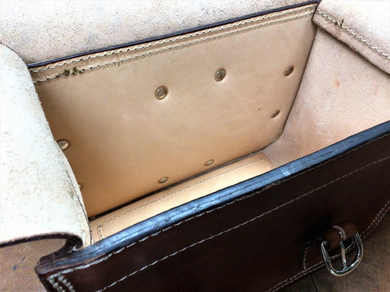 Borsa da viaggio in cuoio 3.5-4 mm. per portapacchi posteriore della tua Vespa e moto custom- NERO-