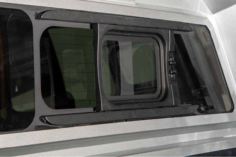 RSI SmartCap Hard Top VOs SPORT - ISUZU D-MAX N60 EU DOUBLE CAB SB-5' 2021 – SKU EV0500-MB – foto 2 di 14