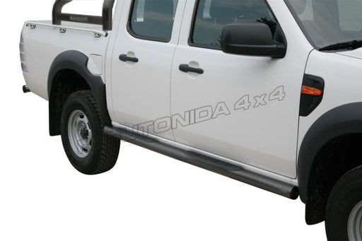 Pedane laterali Ford Ranger Double Cab 2009–2011 Misutonida GP/250/PL versione nera