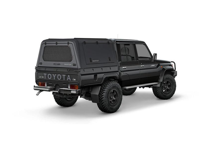 Hard top RSI SmartCap EVO LC Commercial per Toyota Land Cruiser 79 Double Cab, vista posteriore su sfondo bianco