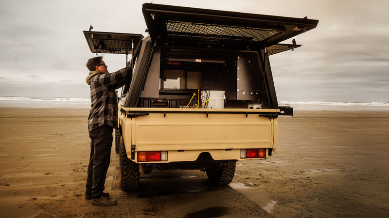 Hard top RSI SmartCap EVO LC Commercial montato su Toyota Land Cruiser 79 Double Cab, foto reale