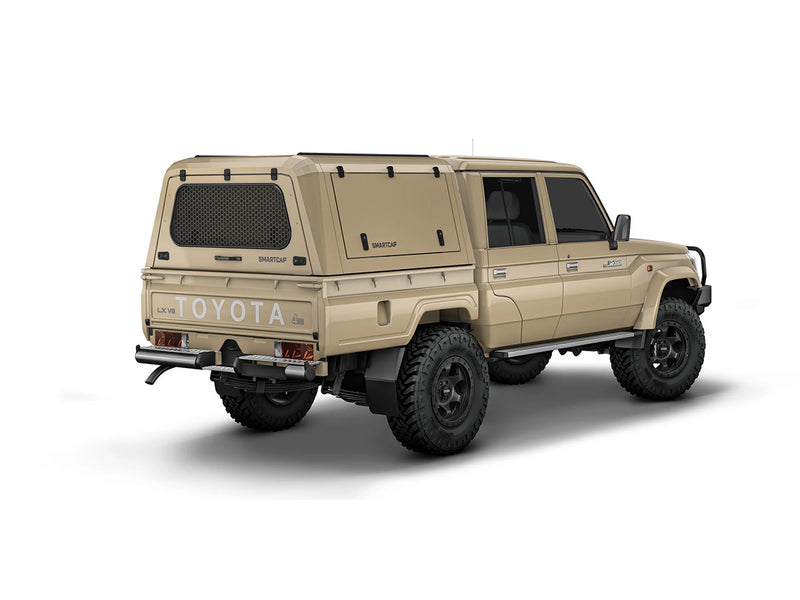 Hard top RSI SmartCap EVO LC Commercial per Toyota Land Cruiser 79 Double Cab, vista posteriore su sfondo bianco