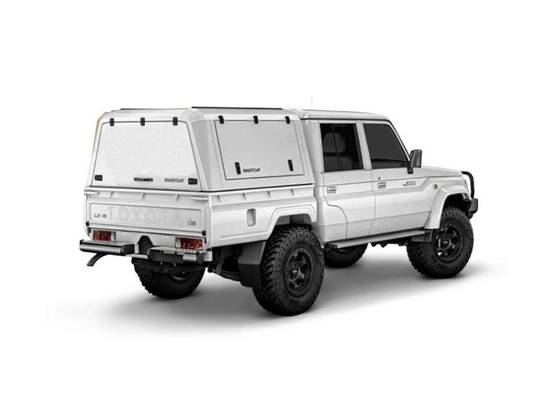 Hard top RSI SmartCap EVO LC Defender per Toyota Land Cruiser 79 Double Cab, vista posteriore 3/4 ravvicinata