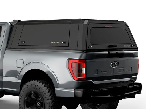 Hard top RSI SmartCap EVOa Adventure per Ford F-150 2015–2020 Standard Bed 6,5', vista posteriore 3/4 ravvicinata