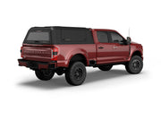 Hard top RSI SmartCap EVOa Adventure per Ford F-250 / F-350 Super Duty 2017–2022, vista posteriore 3/4 lato destro su sfondo bianco
