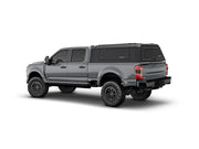 Hard top RSI SmartCap EVOa Adventure per Ford F-250 / F-350 Super Duty 2023+, vista posteriore 3/4 su sfondo bianco