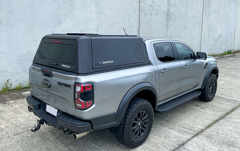 Hard top RSI SmartCap EVOa Adventure montato su Ford Ranger 2012–2022 Extra Cab, foto reale