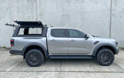 Hard top RSI SmartCap EVOa Adventure montato su Ford Ranger 2012–2022 Extra Cab, foto reale