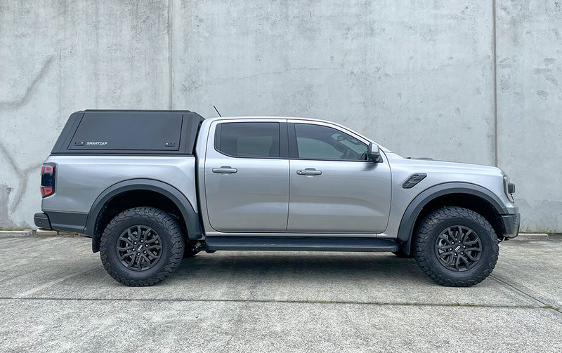 Hard top RSI SmartCap EVOa Adventure montato su Ford Ranger, foto reale