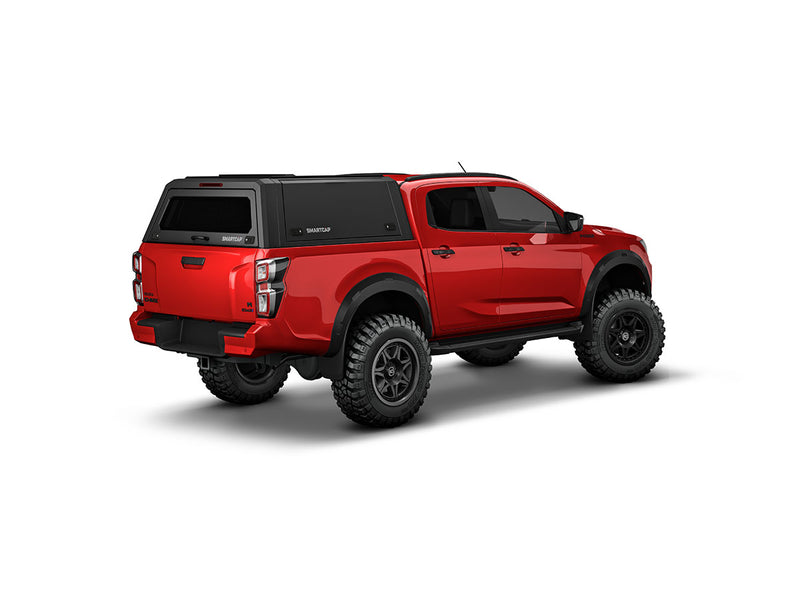 Hard top RSI SmartCap EVOa Adventure per Isuzu D-Max 2020+ Double Cab, vista posteriore 3/4 lato destro su sfondo bianco
