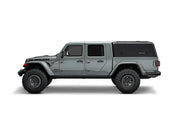 Hard top RSI SmartCap EVOa Adventure per Jeep Gladiator 2019+, vista laterale su sfondo bianco
