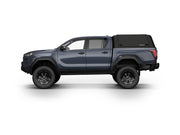 Hard top RSI SmartCap EVOa Adventure per Toyota Hilux 2026+ Double Cab, vista laterale su sfondo bianco