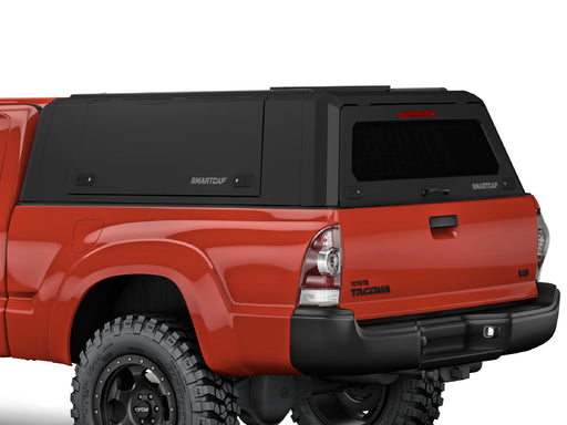 Hard top RSI SmartCap EVOa Adventure per Toyota Tacoma 2005–2015 Standard Bed 6', vista posteriore 3/4 ravvicinata