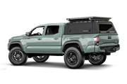 RSI SmartCap EVOa Adventure su Toyota Tacoma, vista laterale su sfondo bianco