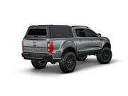 Hard top RSI SmartCap EVOc Commercial per Ford Ranger 2012–2022 Double Cab, vista posteriore 3/4 lato destro su sfondo bianco
