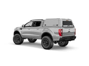 Hard top RSI SmartCap EVOc Commercial per Ford Ranger 2012–2022 Double Cab, vista posteriore 3/4 su sfondo bianco