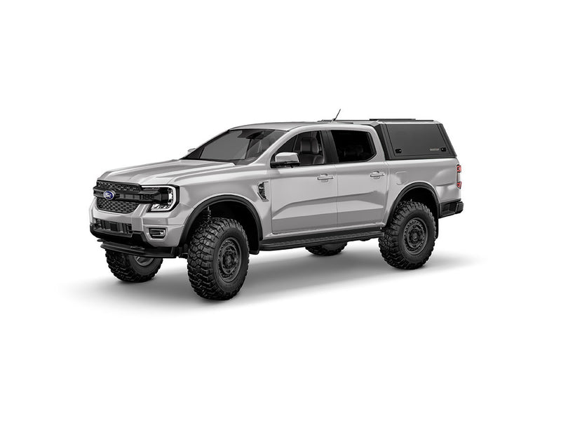 Hard top RSI SmartCap EVOc Commercial per Ford Ranger 2023+ Double Cab, vista anteriore 3/4 su sfondo bianco