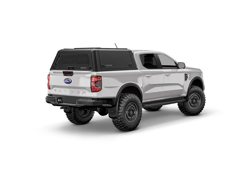 Hard top RSI SmartCap EVOc Commercial per Ford Ranger 2023+ Double Cab, vista posteriore 3/4 lato destro su sfondo bianco