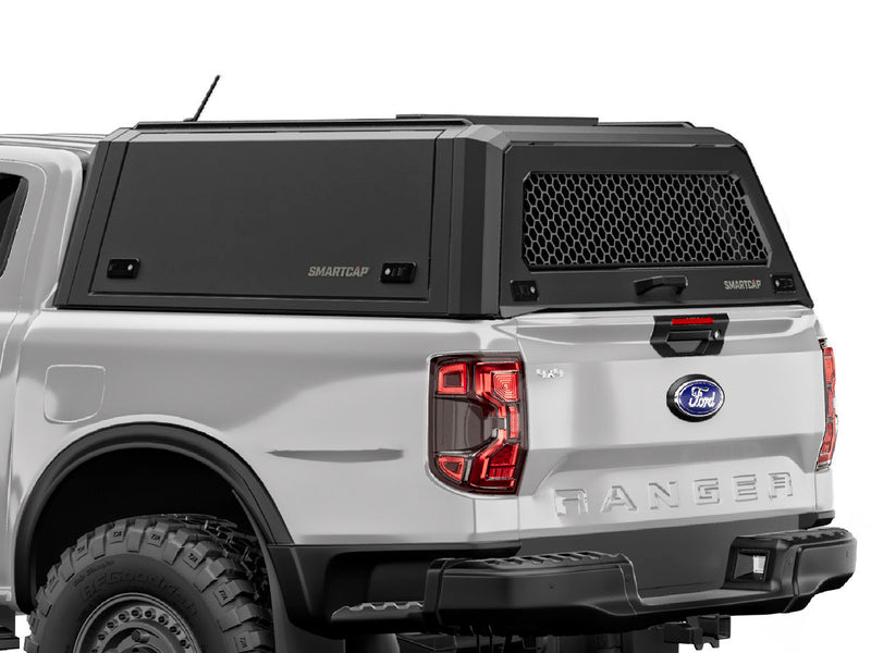 Hard top RSI SmartCap EVOc Commercial per Ford Ranger 2023+ Double Cab, vista posteriore 3/4 ravvicinata