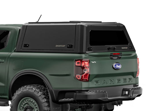 Hard top RSI SmartCap EVOc Commercial per Ford Ranger 2023+ Extra Cab, vista posteriore 3/4 ravvicinata