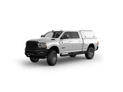 Hard top RSI SmartCap EVOc Commercial per RAM 2500/3500 DS/DT 2009+, vista anteriore 3/4 su sfondo bianco