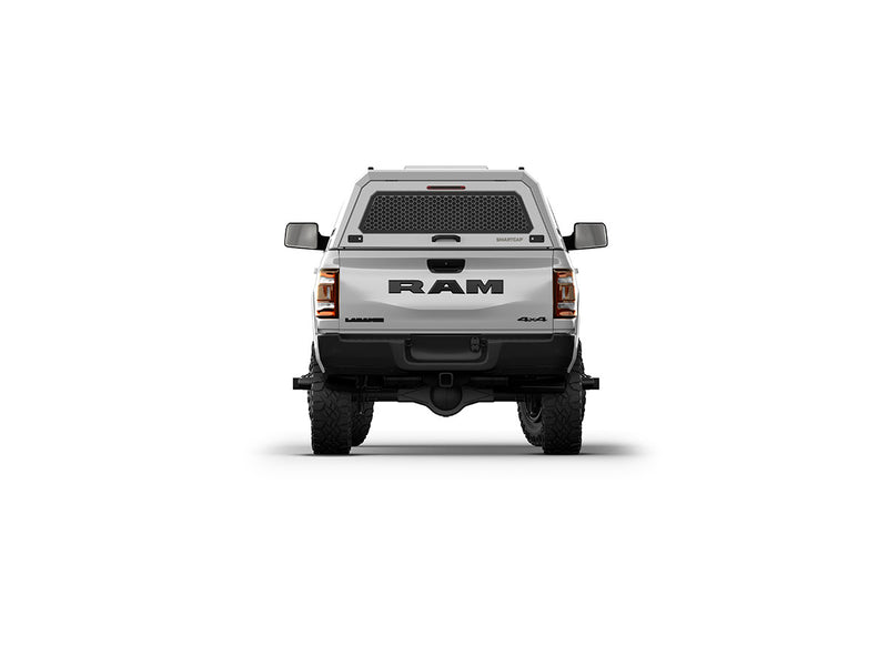 Hard top RSI SmartCap EVOc Commercial per RAM 2500/3500 DS/DT 2009+, vista posteriore su sfondo bianco
