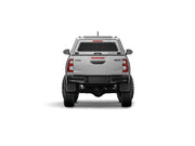 Hard top RSI SmartCap EVOc Commercial per Toyota Hilux 2016–2025 Double Cab, vista posteriore su sfondo bianco