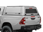 Hard top RSI SmartCap EVOc Commercial per Toyota Hilux 2016–2025 Double Cab, vista posteriore 3/4 ravvicinata