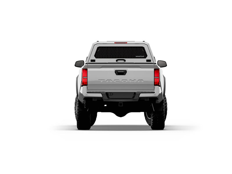 Hard top RSI SmartCap EVOc Commercial per Toyota Tacoma 2024+ Standard Bed 6', vista posteriore su sfondo bianco