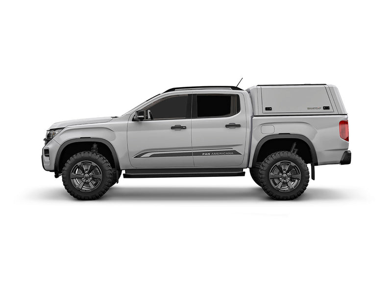 Hard top RSI SmartCap EVOc Commercial per Volkswagen Amarok 2023+ Double Cab, vista laterale su sfondo bianco