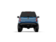 Hard top RSI SmartCap EVOd Defender per Chevrolet Silverado / GMC Sierra 1500 2019+ Short Bed 5,8', vista posteriore su sfondo bianco