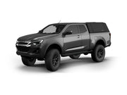 Hard top RSI SmartCap EVOd Defender per Isuzu D-Max 2019+ Extended Cab, vista anteriore 3/4 su sfondo bianco