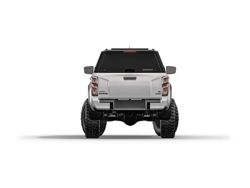 Hard top RSI SmartCap EVOd Defender per Isuzu D-Max 2020+ Double Cab, vista posteriore su sfondo bianco