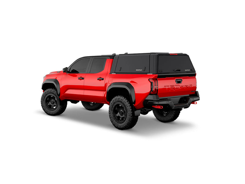 Hard top RSI SmartCap EVOd Defender per Toyota Tacoma 2024+ Short Bed 5', vista posteriore 3/4 su sfondo bianco