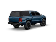 Hard top RSI SmartCap EVOd Defender per Volkswagen Amarok 2010–2022 Double Cab, vista posteriore 3/4 lato destro su sfondo bianco