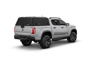 Hard top RSI SmartCap EVOd Defender per Volkswagen Amarok 2023+ Double Cab, vista posteriore 3/4 lato destro su sfondo bianco