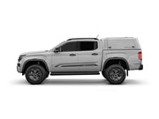 Hard top RSI SmartCap EVOd Defender per Volkswagen Amarok 2023+ Double Cab, vista laterale su sfondo bianco