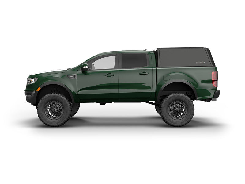 Hard top RSI SmartCap EVOh Hatchback per Ford Ranger 2012–2022 Double Cab, vista laterale su sfondo bianco