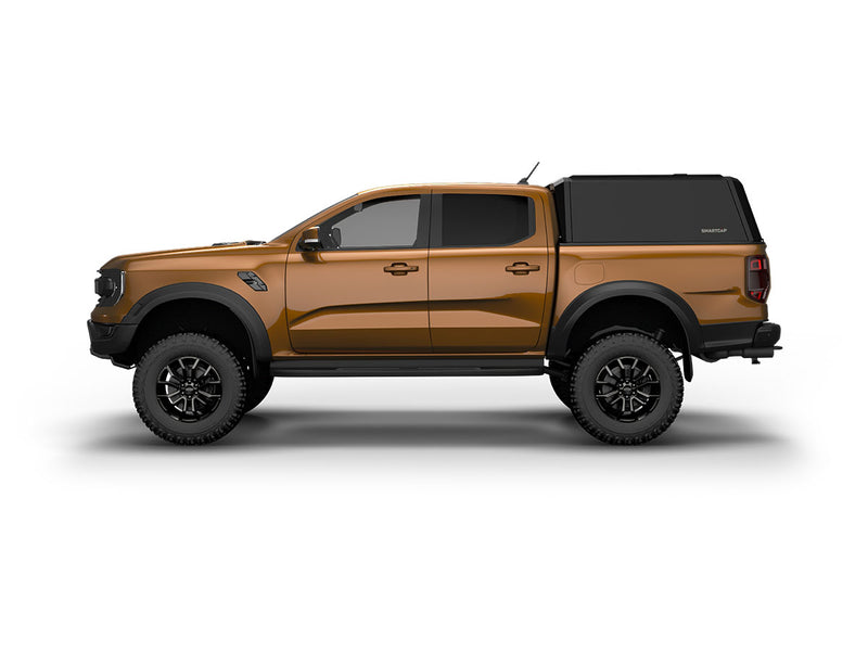 Hard top RSI SmartCap EVOh Hatchback per Ford Ranger 2023+ Double Cab, vista laterale su sfondo bianco