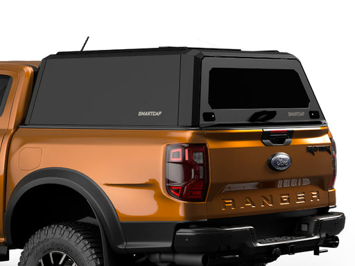 Hard top RSI SmartCap EVOh Hatchback per Ford Ranger 2023+ Double Cab, vista posteriore 3/4 ravvicinata
