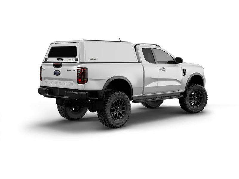 Hard top RSI SmartCap EVOh Hatchback per Ford Ranger 2023+ Extra Cab, vista posteriore 3/4 lato destro su sfondo bianco