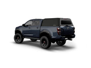 Hard top RSI SmartCap EVOh Hatchback per Isuzu D-Max 2020+ Double Cab, vista posteriore 3/4 su sfondo bianco