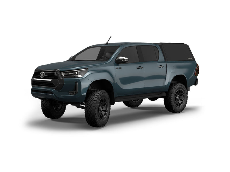 Hard top RSI SmartCap EVOh Hatchback per Toyota Hilux 2016–2025 Double Cab, vista anteriore 3/4 su sfondo bianco