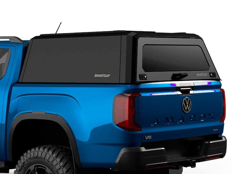 Hard top RSI SmartCap EVOh Hatchback per Volkswagen Amarok 2023+ Double Cab, vista posteriore 3/4 ravvicinata
