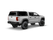 Hard top RSI SmartCap EVOs Sport per Chevrolet Colorado / GMC Canyon 2023+ Crew Cab 5', vista posteriore 3/4 lato destro su sfondo bianco