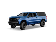 Hard top RSI SmartCap EVOs Sport per Chevrolet Silverado / GMC Sierra 1500 2019+ Standard Bed 6,5', vista anteriore 3/4 su sfondo bianco