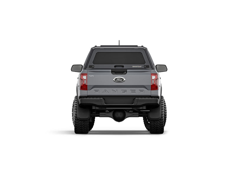 Hard top RSI SmartCap EVOs Sport per Ford Ranger 2012–2022 Extra Cab, vista posteriore su sfondo bianco