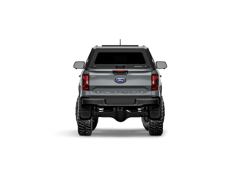 Hard top RSI SmartCap EVOs Sport per Ford Ranger 2023+ Extra Cab, vista posteriore su sfondo bianco